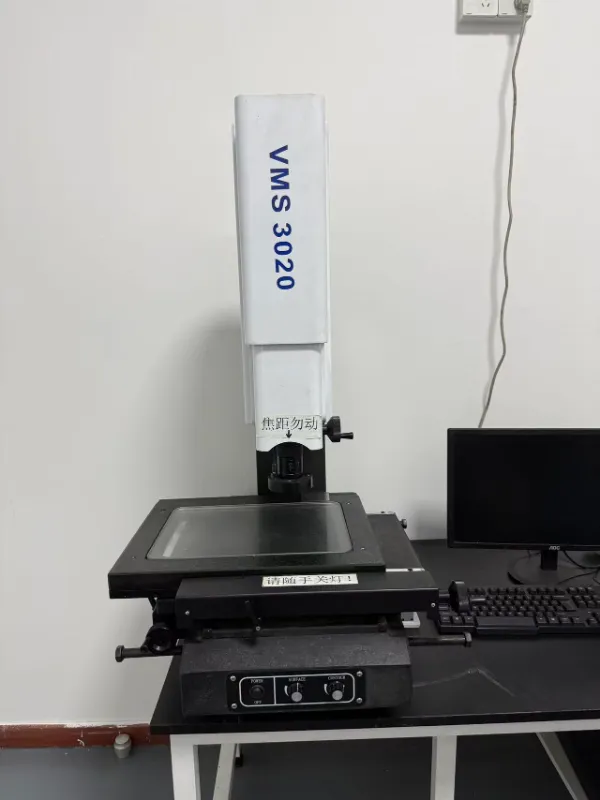 Optical measurement equipment for machined part inspection